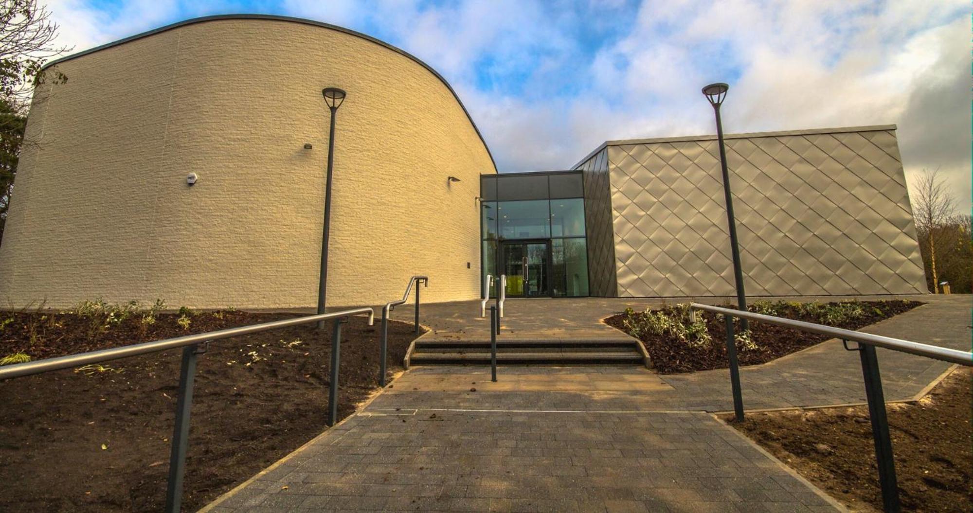 1Br Luxury Flat At Train Station - Long Stays Welcome - Just Ask Milton Keynes Zewnętrze zdjęcie